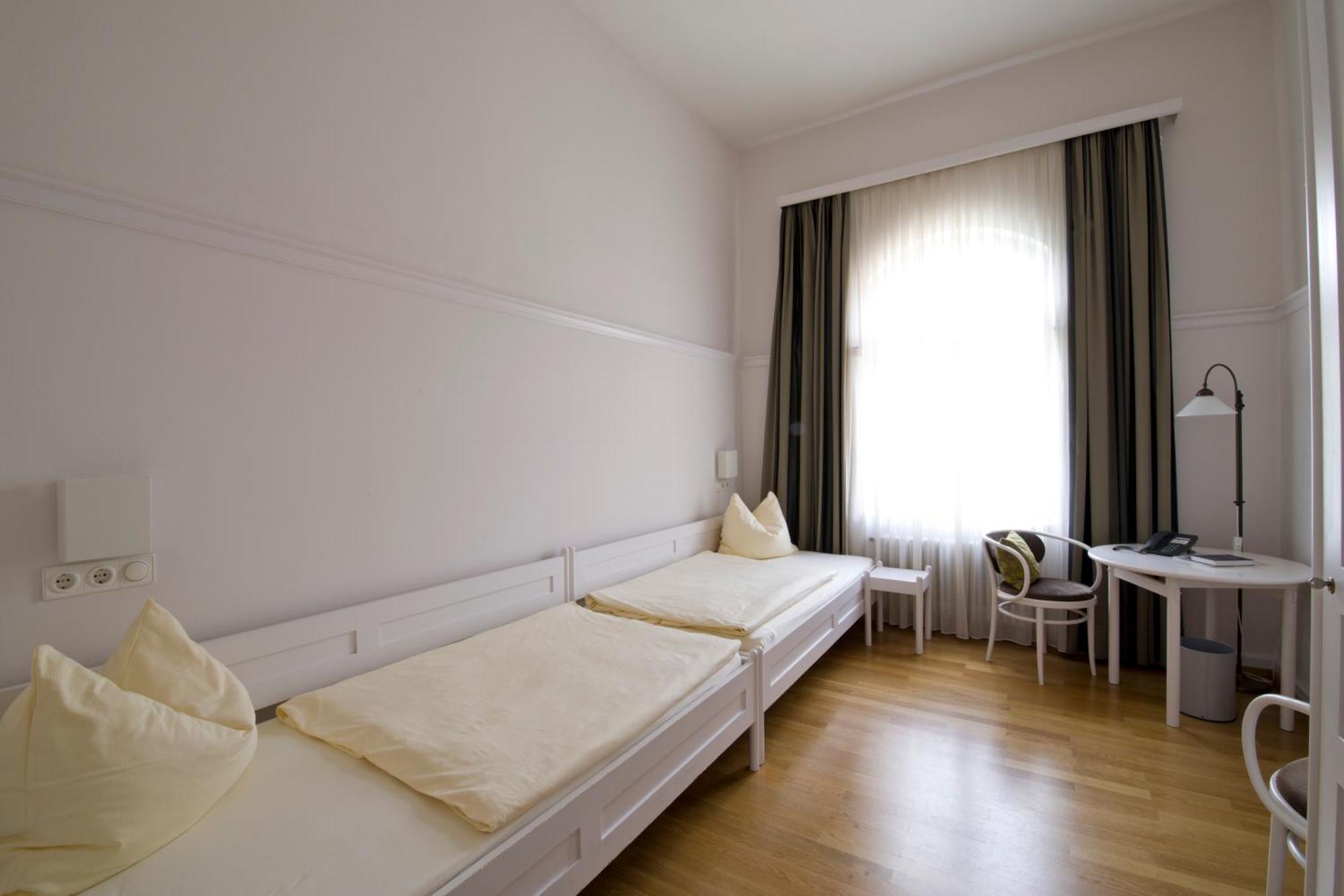 Wildbad Rothenburg Hotel Rothenburg ob der Tauber Exterior photo