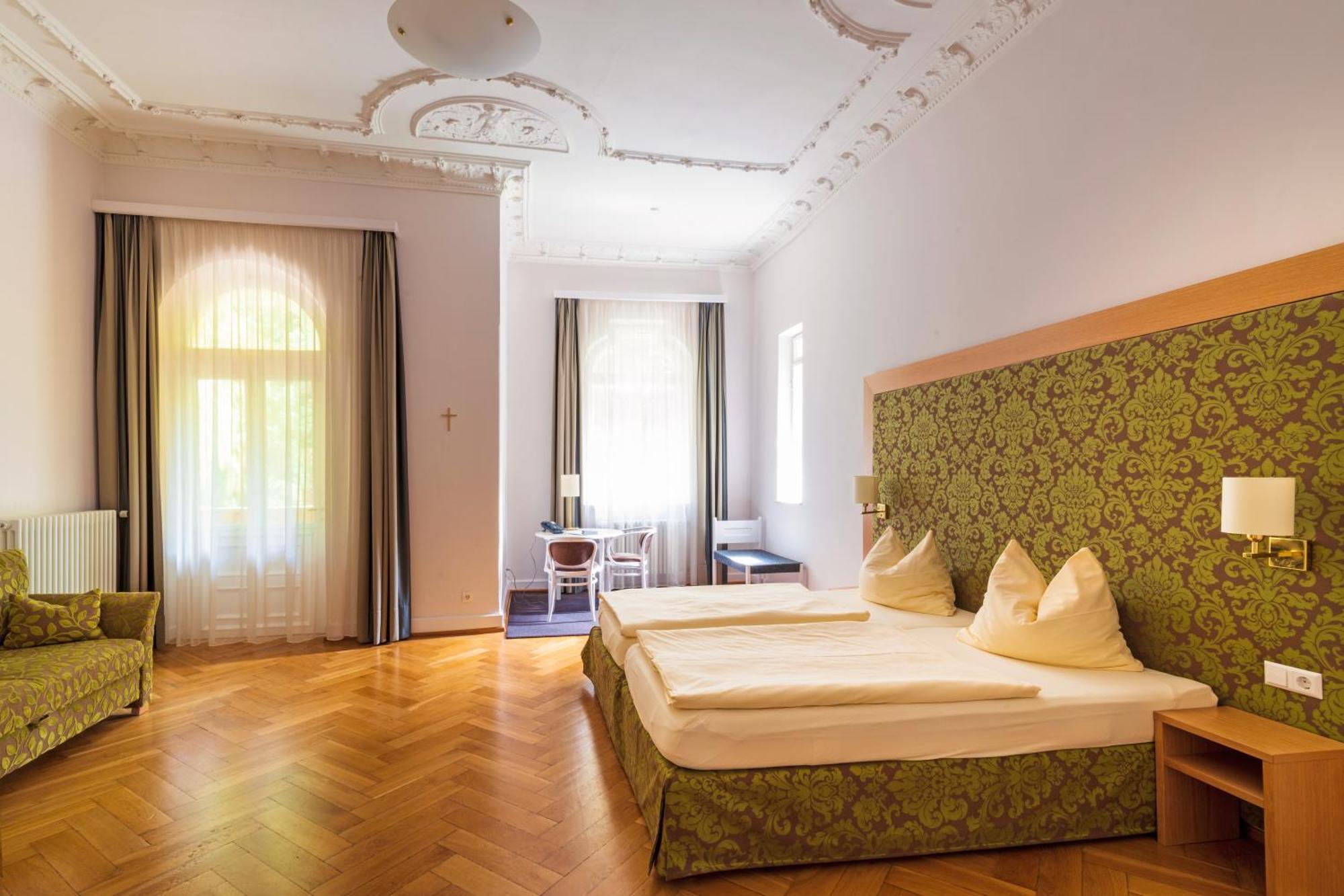Wildbad Rothenburg Hotel Rothenburg ob der Tauber Exterior photo
